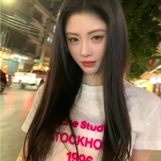 Farfetch 低门槛免邮 低至3折｜Acne马年限定有货