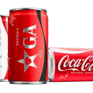 可口可乐美国250周年限定 mini 罐全美首发，50州都有专属款