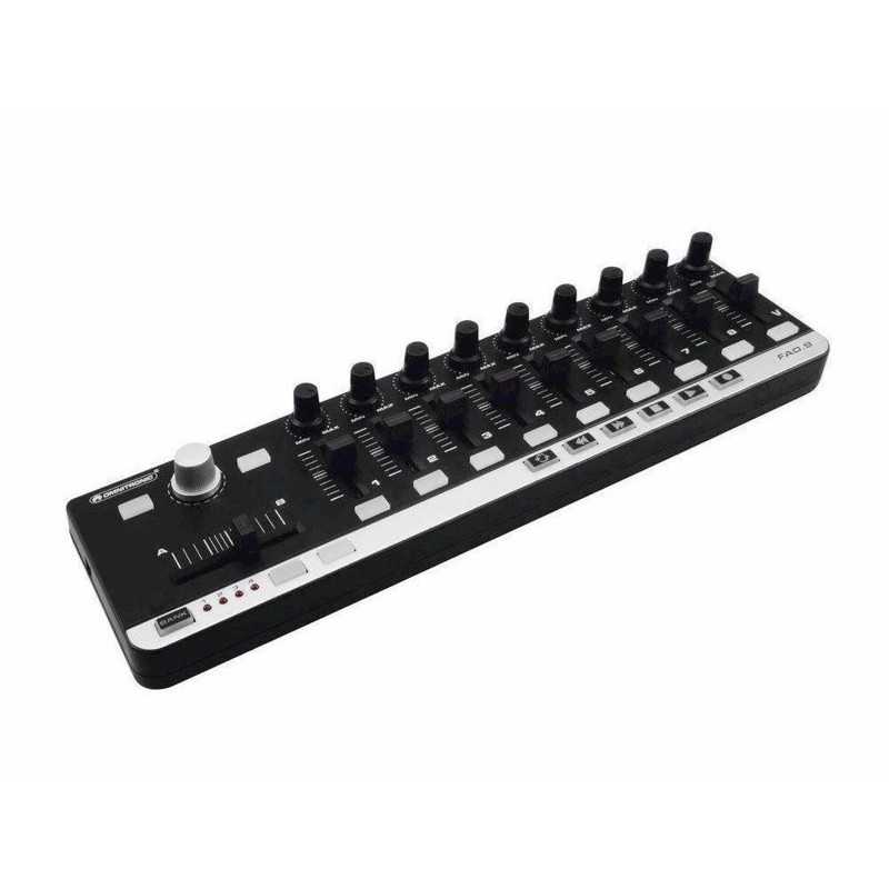 Image of OMNITRONIC FAD-9. Professionel USB MIDI-controller med 9 fadere, m.m.