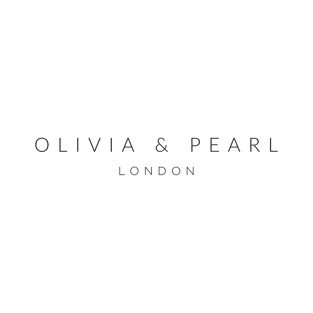 Olivia & Pearl 