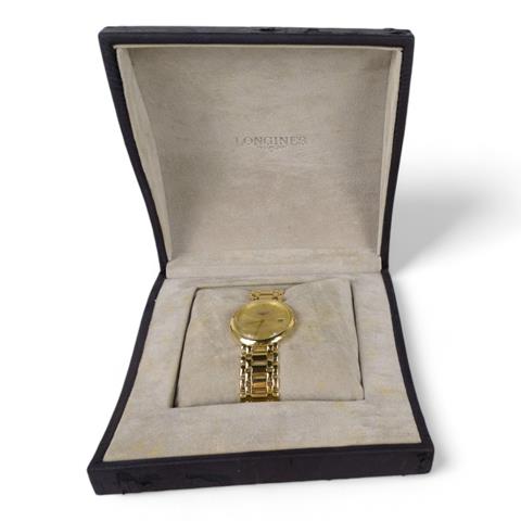 An 18ct Gold Gentlemans Longines Wristwatch