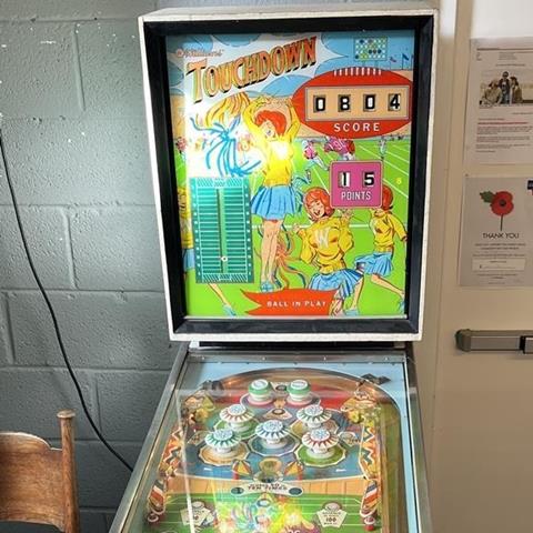 Touchdown by Williams Pinball Machine (With Original Glass and Paint) - 1967 in Good Working Order With Key