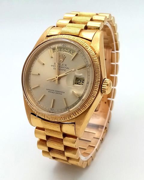 A Vintage Rolex 18K Gold Day/Date Automatic Pie Pan Gents Watch