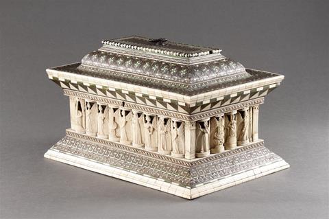 A RARE EMBRIACHI SARCOPHAGUS 'WEDDING' CASKET ATTRIBUTED TO THE SO CALLED 'MASTER OF THE 'SUSANNA TWO' VENICE, 15TH CENTURY