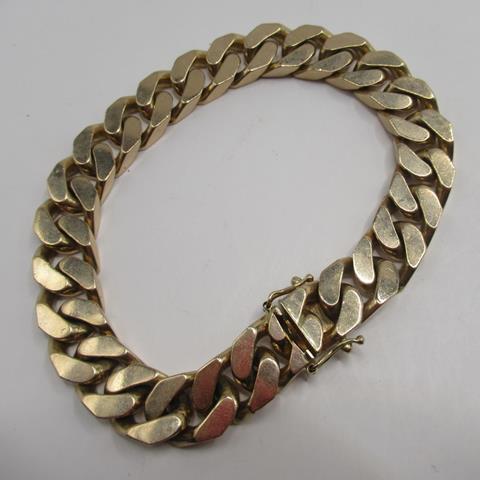 9ct Yellow Gold Heavy Curb Link Bracelet With Box Closure