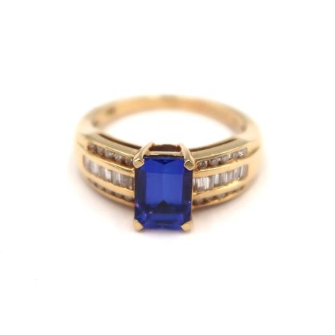 An 18ct Yellow Gold Tanzanite and Diamond Ring