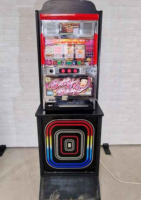 Japanese Sammy, Betty Boop Token Fed Skill stop Arcade Machine - 2002