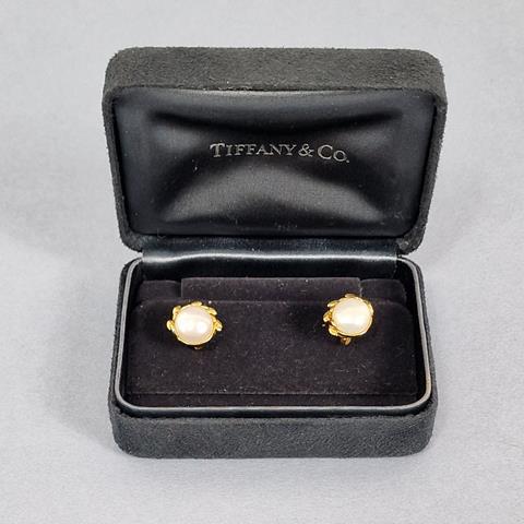 Pair 18ct Gold and Pearl Tiffany Earrings - Original Box