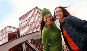 Looks in den schönsten Farben der neuen Jahreszeit