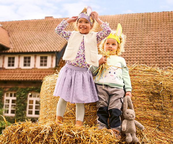 Fröhliche Mode für kleine Kinder & Babys