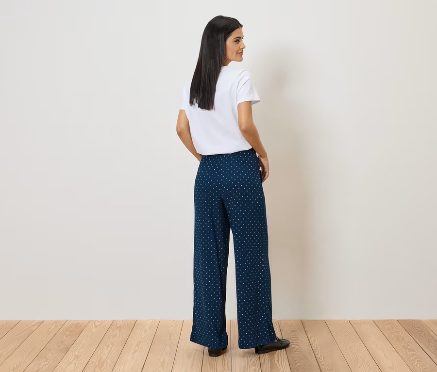 Schlupfhose in Crinkle-Optik, dunkelblau mit weißen Punkten