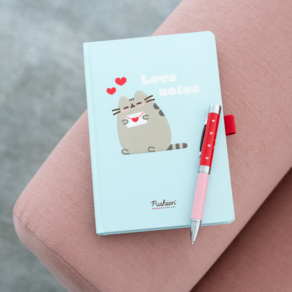 Pusheen - Purrfect Love Notizbuch mit Kugelschreiber - 17,95 €