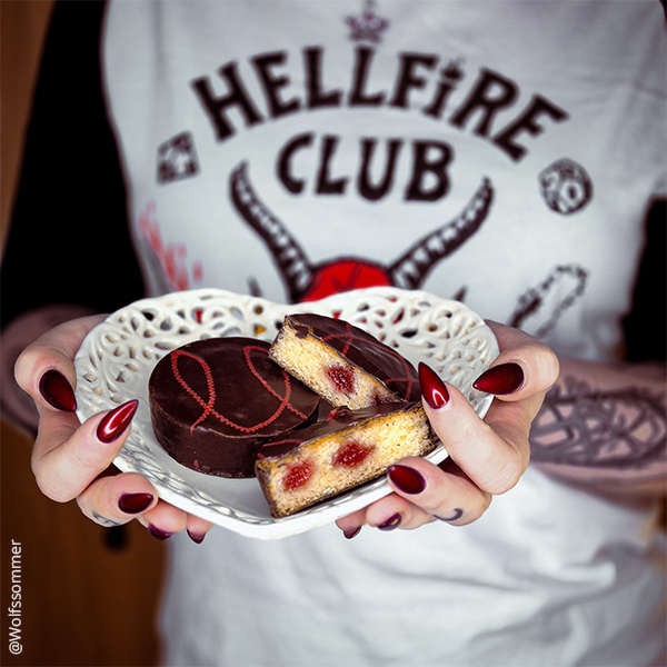 Stranger Things - Demo Cakes Rührkuchen - 2,95 €