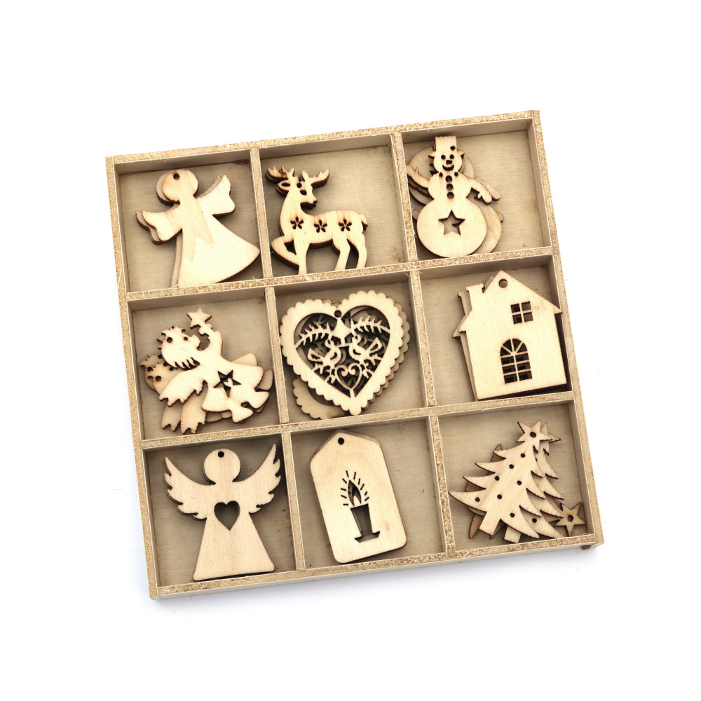 Комплект коледни висулки от дърво в кутия 21~37x34~37x3 мм 9 дизайна -27 броя