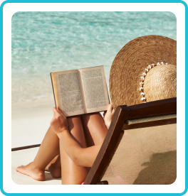 Lire un livre sur la plage