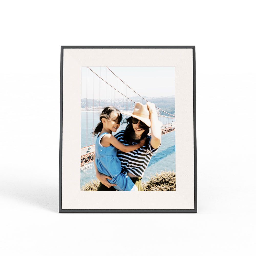 Image of Aura Aspen 12" Digital Photo Frame – Ink | AF215-MBLK
