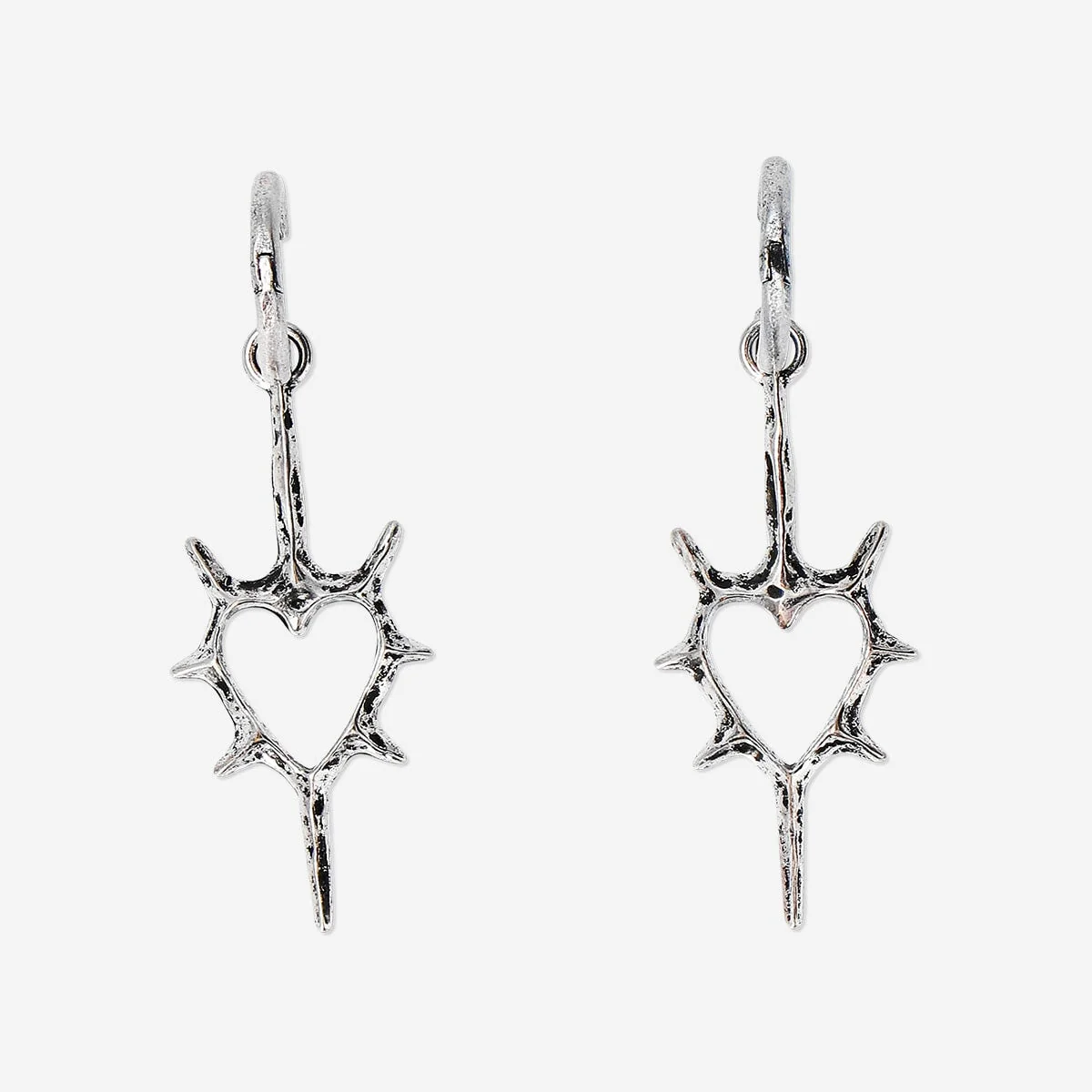 Spike hearts earrings