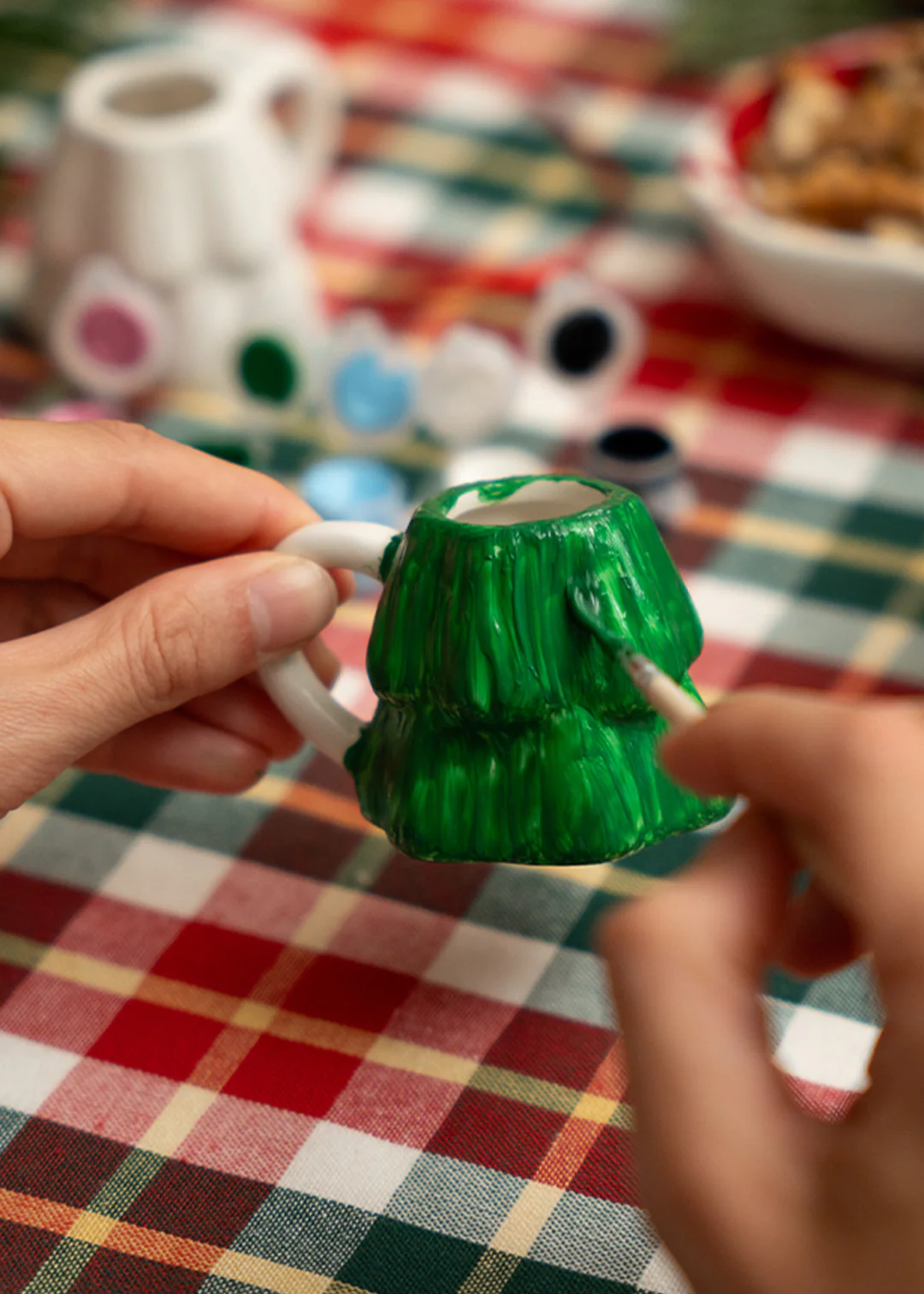 DIY hanging mug decoration