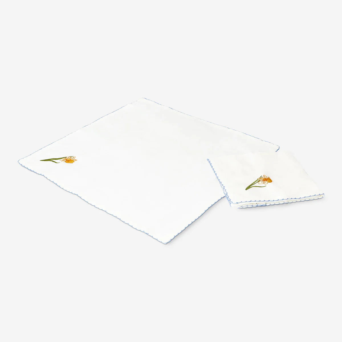 Fabric napkins with embroidered daffodils - 2 pcs