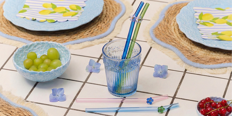 Glass straws with flowers - 4 pcs