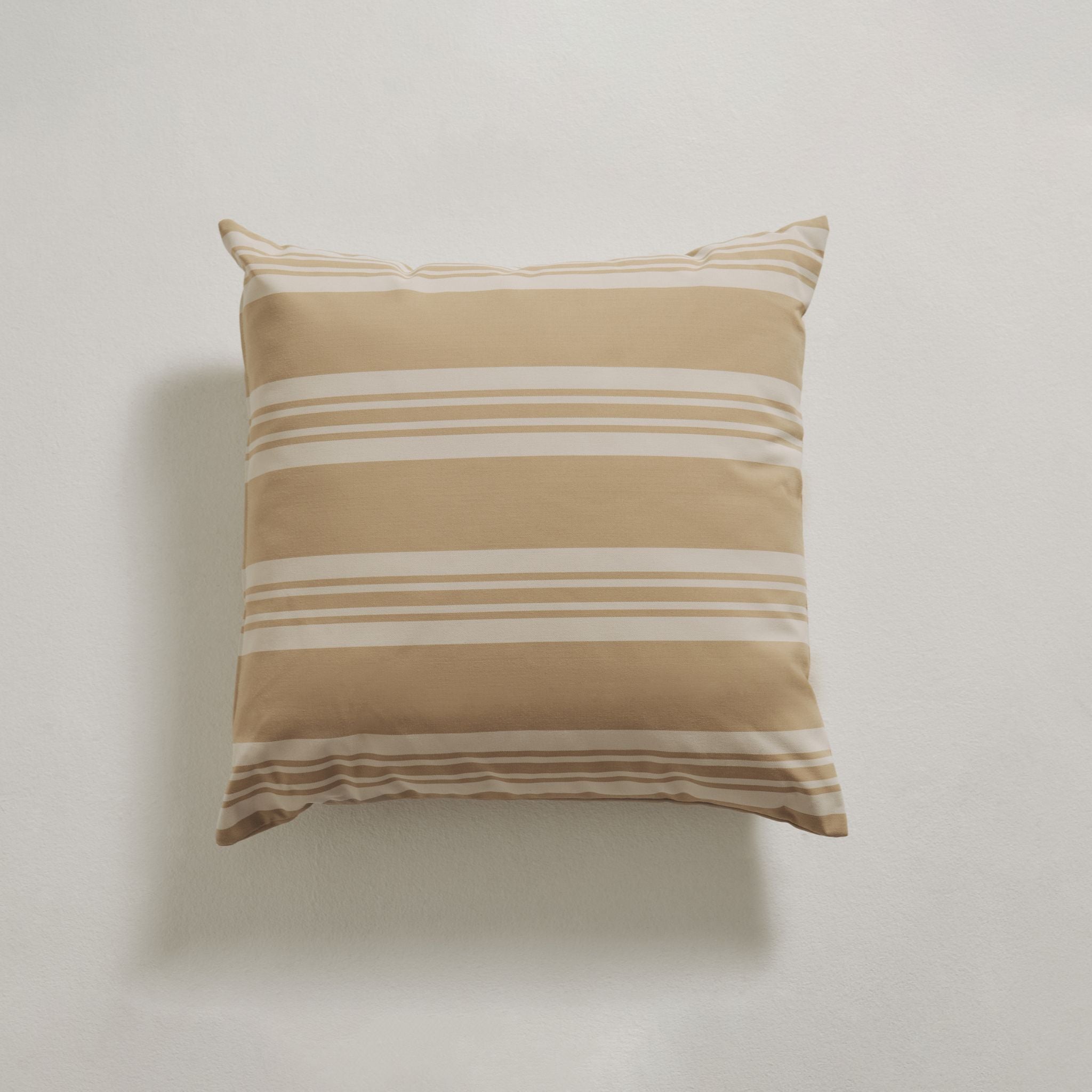 Image of Udendørspude 50x50 - Beige stribet