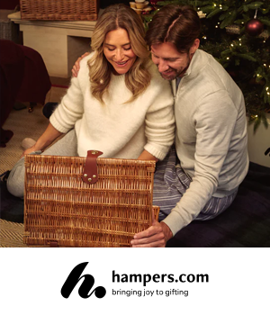 Hampers.com - Couple looking into a hamper