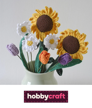 Hobbycraft - Crocheted flowers in a vase