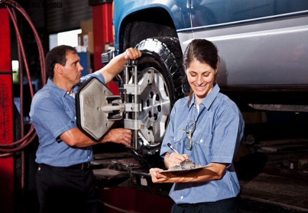 Full Four Wheel Alignment