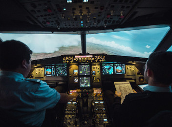 Immersive Commercial Jet Simulator