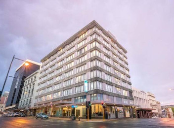 4-Star Stay At Scenic Hotel Dunedin