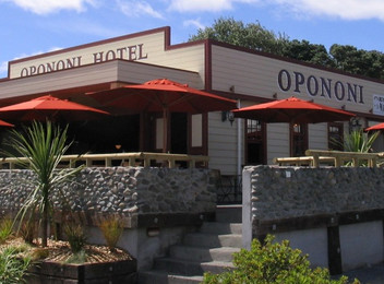 Opononi Hotel Stay for Two