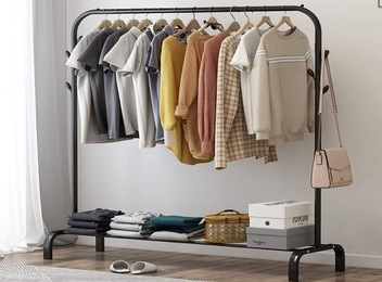 Metal Seven Hook Clothes Rack