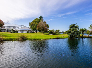 4.5-Star Rotorua Lake Stay for Two
