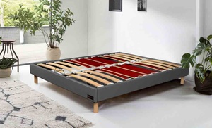 Kunstleren bed met brede lattenbodem van Sampur