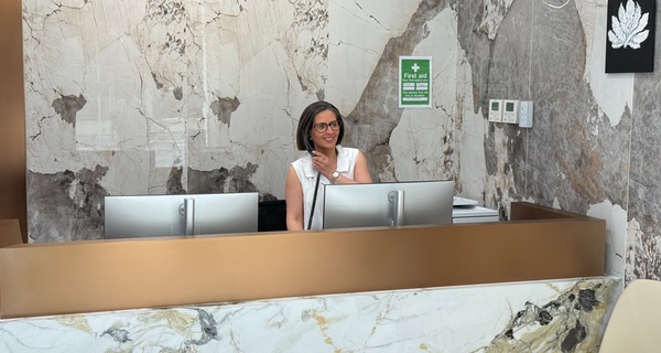 Refresh Your Smile with a Professional Dental Hygienist Cleaning