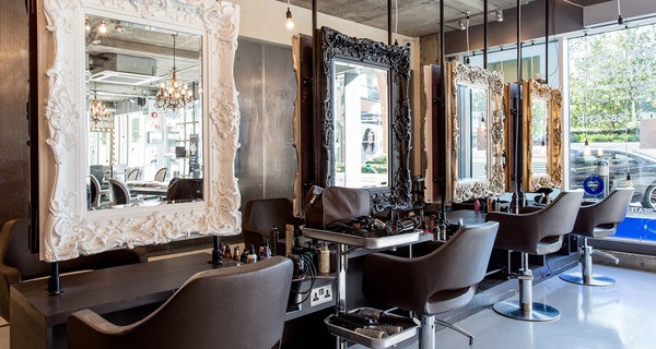Discover Award-Winning Hair Expertise in Trendy London Salons