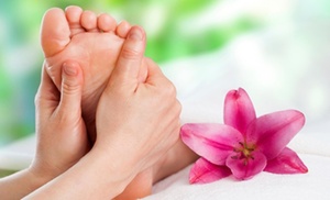 Discover foot reflexology with a 30-minute or 60-minute session