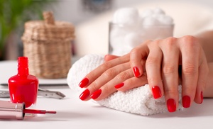 Glamorous Nails with Shellac, No-Chip, and Gel Options 