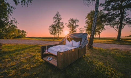 Schlafstrandkorb für 2 Personen inkl. Halbpension Schlafstrandkorb für 2 Personen inkl. Halbpension