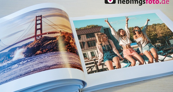 Fotobuch mit glänzendem Hardcover im A4 Hoch- oder Quer-Format bei Lieblingsfoto (bis zu 83% sparen)