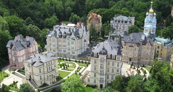 Karlsbad: 2 Nächte im Superior-Doppelzimmer für Zwei mit Frühstück & 5*Wellness, opt. Halbpension im Hotel Savoy Westend