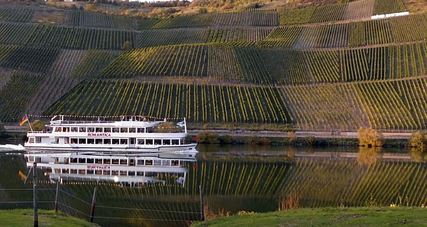 Weingebiet Mosel: Doppelzimmer im Hotel Karl Noss inkl. Frühstück oder Halbpension und optionalen Zusatzleistungen