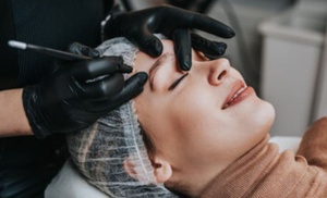 Realza tu mirada con un microblading de cejas con retoque