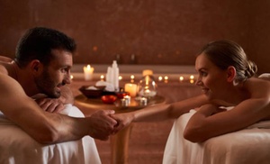 ¡Disfruta de un masaje en pareja con cava y bombones! ¡Disfruta de un masaje en pareja con cava y bombones!