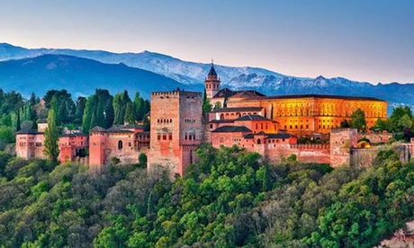 Granada: 1 o 2 noches con desayuno y free tour Granada: 1 o 2 noches con desayuno y free tour