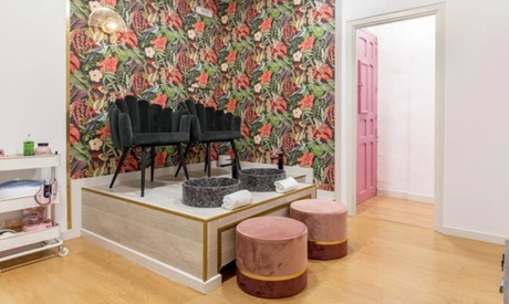 Manicura, pedicura o amas con esmaltado a elegir para 1 persona Manicura, pedicura o amas con esmaltado a elegir para 1 persona