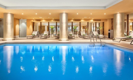 Acceso a zona wellness para 1 o 2 con copa de cava, masaje o ambas Acceso a zona wellness para 1 o 2 con copa de cava, masaje o ambas