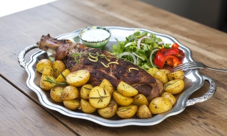 Cocina mediterránea para 2 o 4 en El Parque, en el barrio de Chamberí Cocina mediterránea para 2 o 4 en El Parque, en el barrio de Chamberí