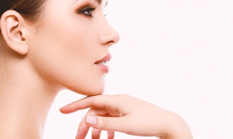 Tratamiento reafirmante inyectado en tercio superior facial y retoque Tratamiento reafirmante inyectado en tercio superior facial y retoque