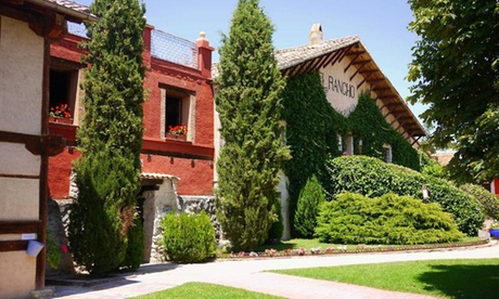 Segovia: 2 noches con desayuno y detalle de bienvenida Segovia: 2 noches con desayuno y detalle de bienvenida